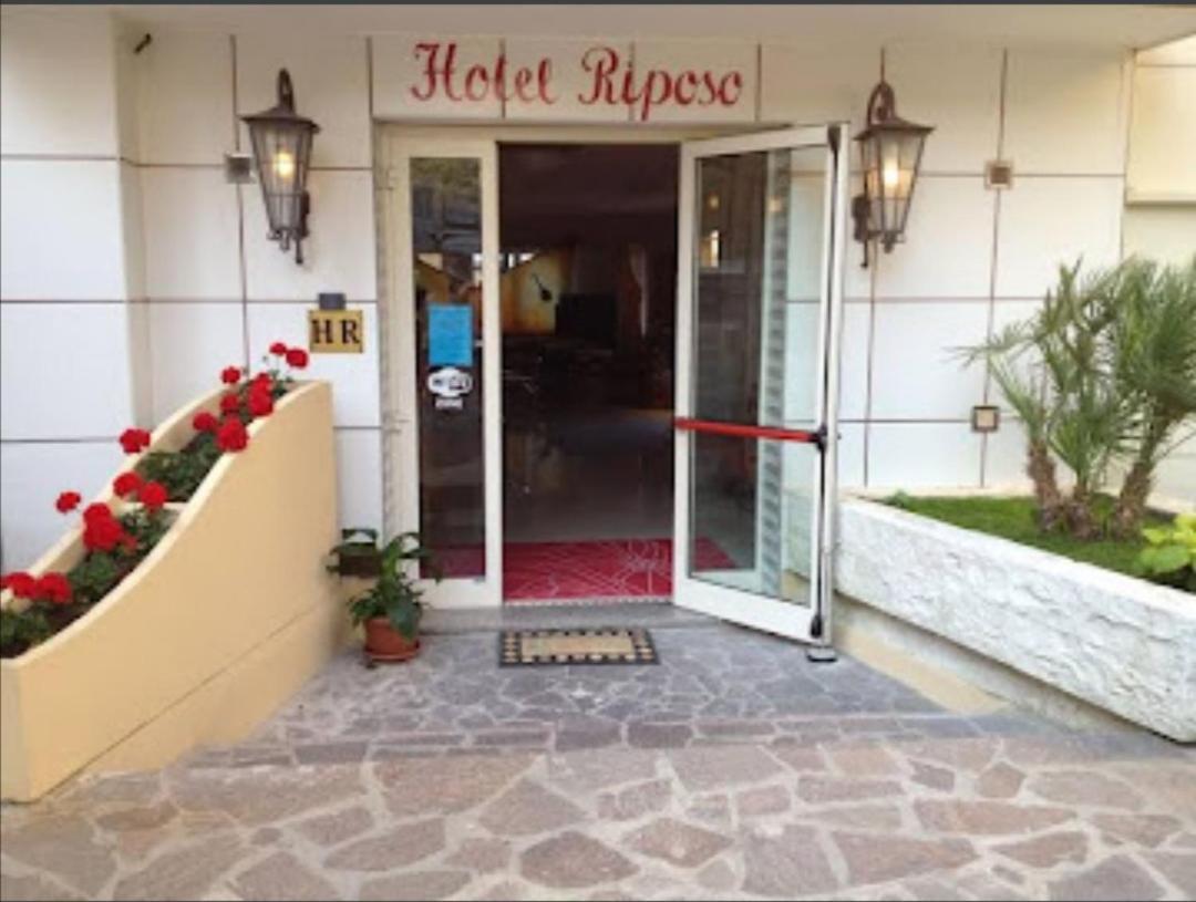 גאטאו א מארה Hotel Riposo מראה חיצוני תמונה