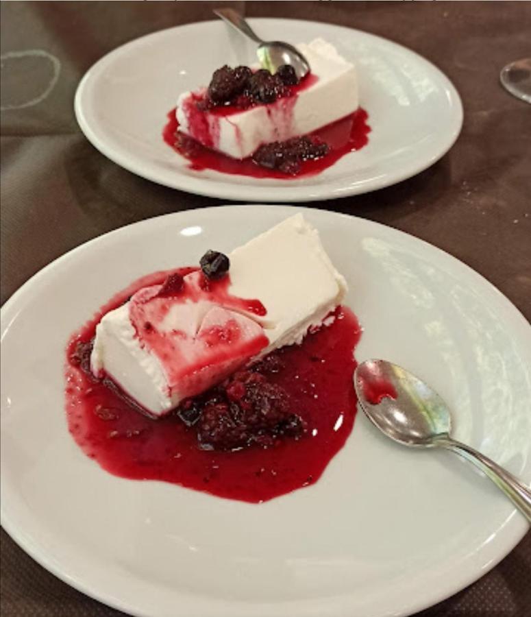 גאטאו א מארה Hotel Riposo מראה חיצוני תמונה