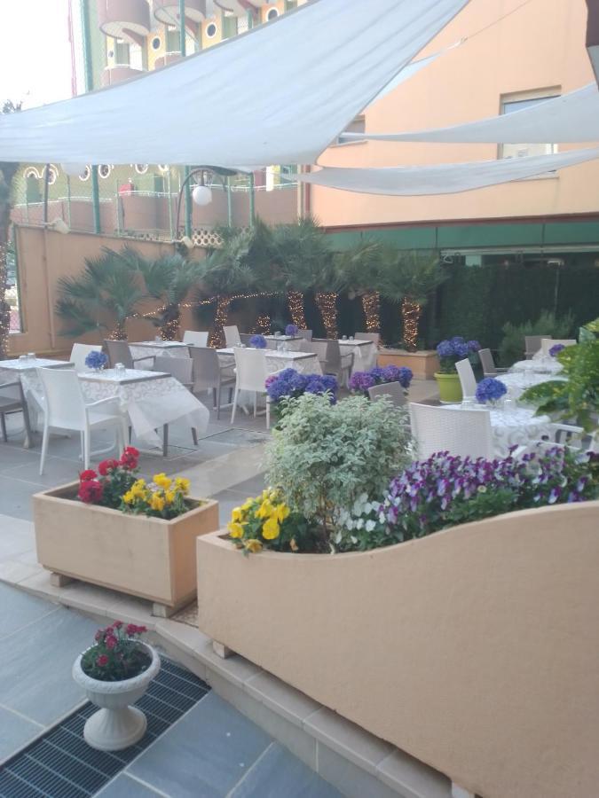 גאטאו א מארה Hotel Riposo מראה חיצוני תמונה