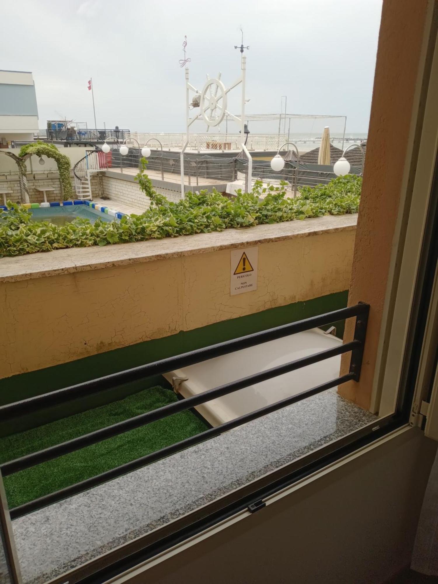 גאטאו א מארה Hotel Riposo מראה חיצוני תמונה